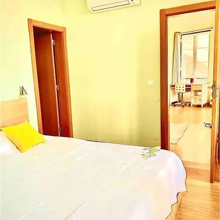Charming Flat In Chiado-Lisbon Apartment Exterior photo