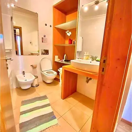 Charming Flat In Chiado-Lisbon Apartment Exterior photo