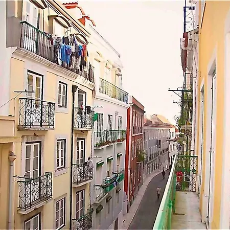 Charming Flat In Chiado-Lisbon Apartment Exterior photo